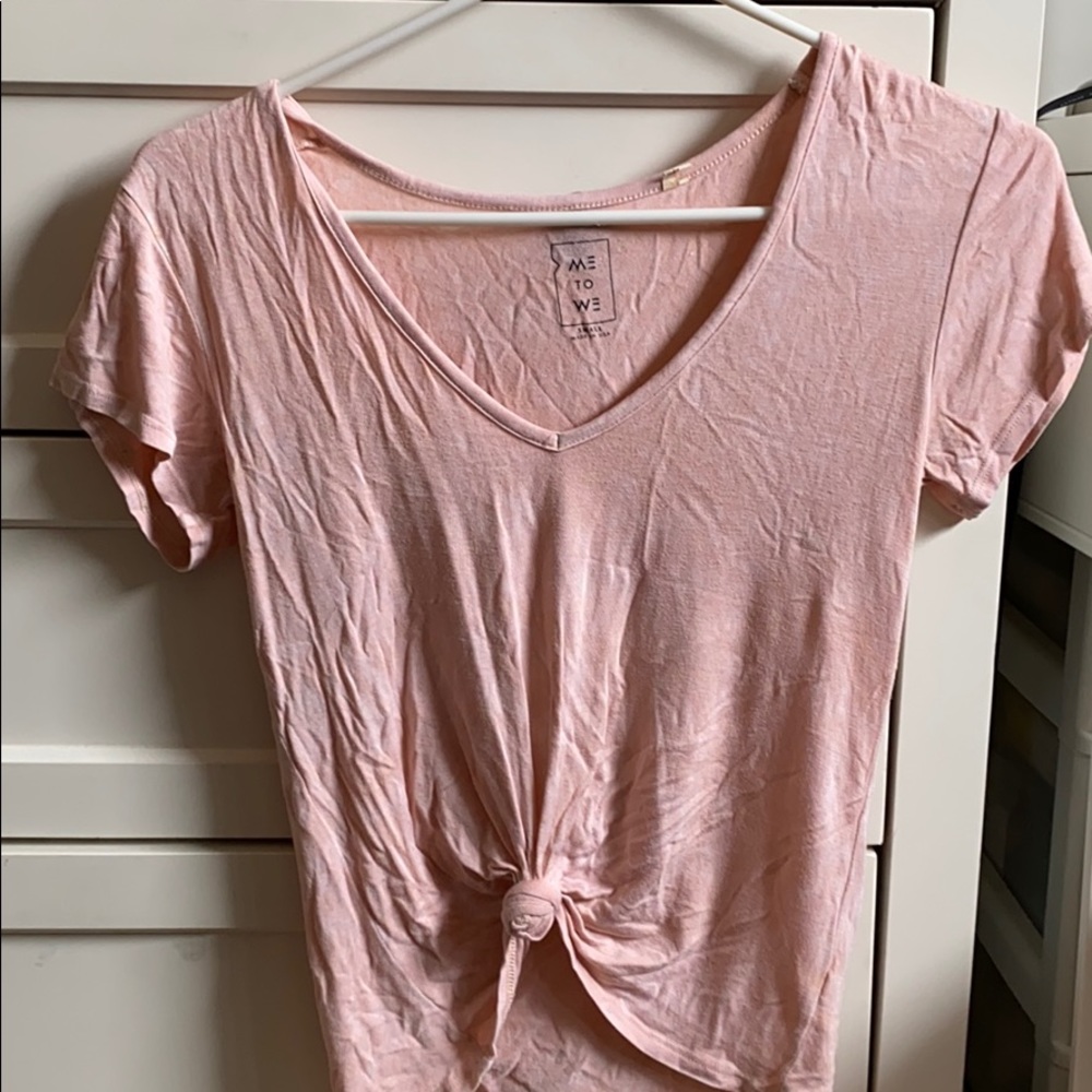 Salmon/ pink colored top